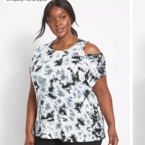 NWT Lane Bryant LIVI Cutout Tee - Tie-Dye  Size 18/20 Short Sleeve Flirty Cut